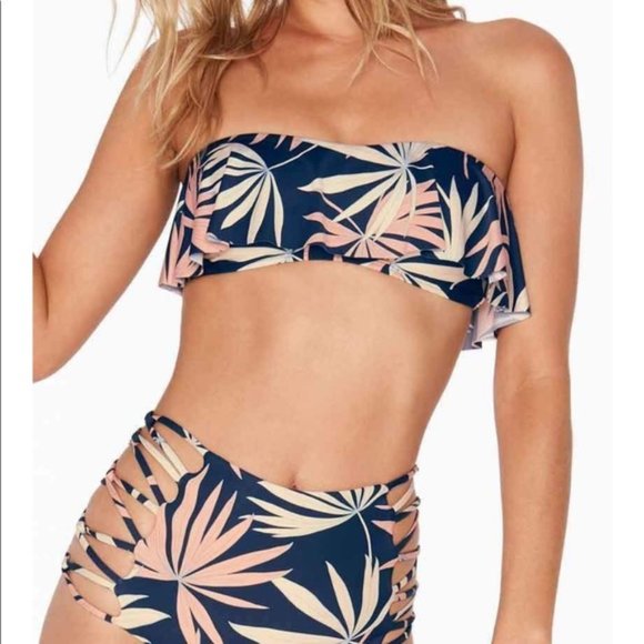 L Space Polynesian Palm Bikini Top - Picture 2 of 3